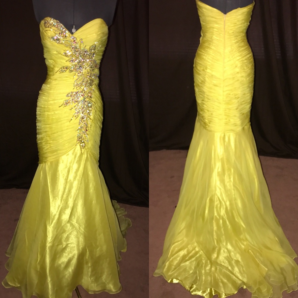 Mac Duggal sweetheart mermaid pageant/prom dress